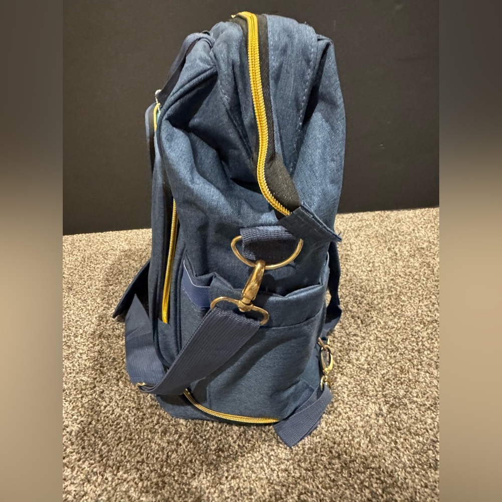 Eden & Elan Diaper Bag Backpack Navy Blue Large Capacity Mint Condition - Picture 10 of 16